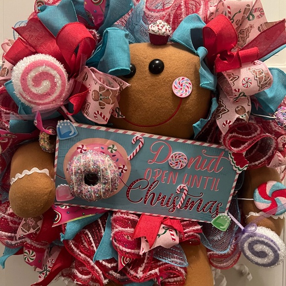 Gingerbread wreath - Picture 5 of 12